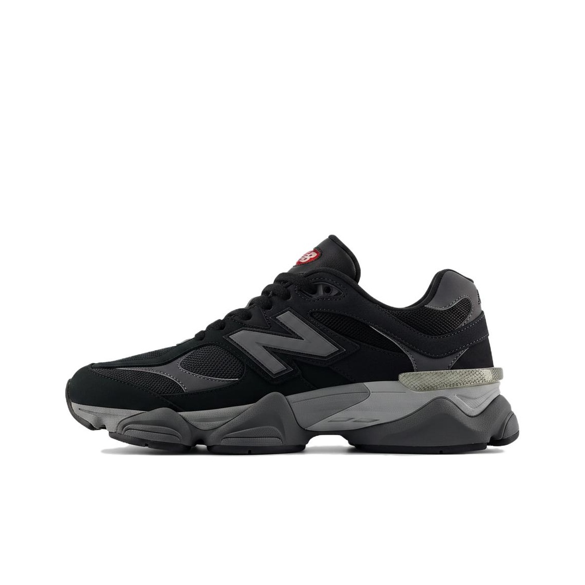 ニューバランス NB 9060 快適で軽量なランニングシュー - New Balance Shoes 9060 のレビューと価格